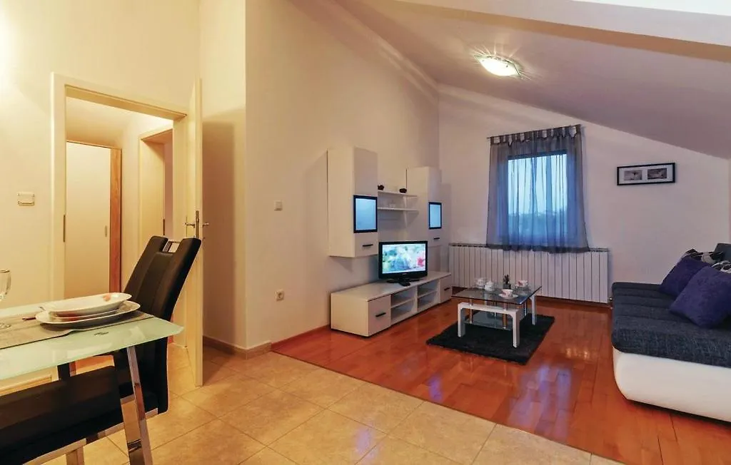 Apartman Marina Murvica  Murvica (Policnik)
